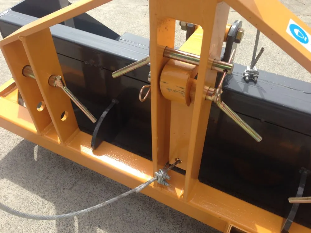 3 point Linkage Tipping Dirt Scoop 1.2m