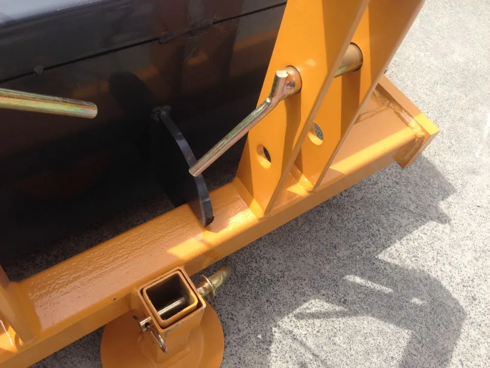 3 point Linkage Tipping Dirt Scoop 1.2m