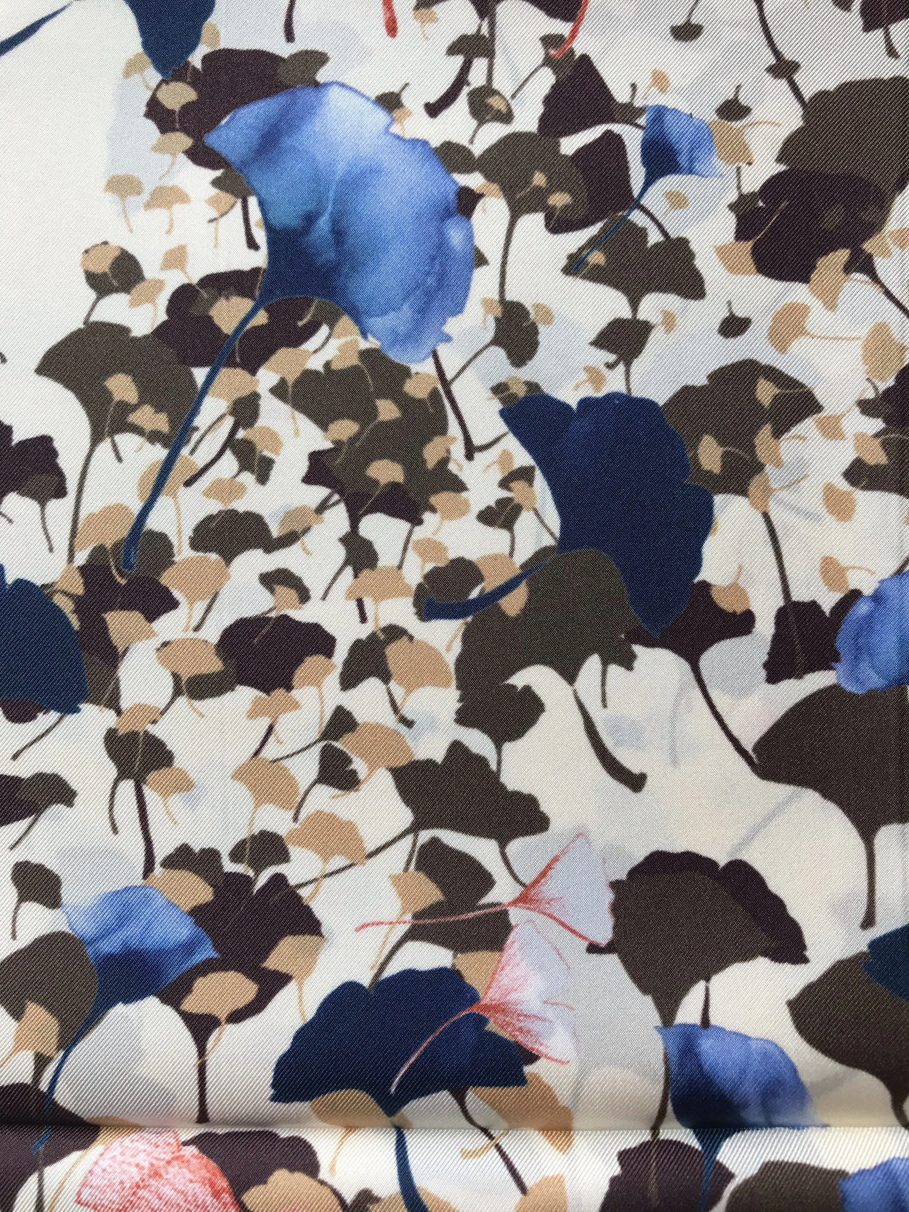 Armine Bagia Luxurious Silk Scarf