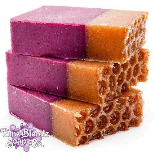 Blackberry Beeswax Soap Bar | Luxurious Natural Cleanser