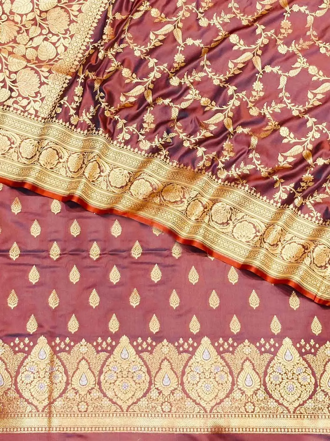 Elegant Maroon Banarasi Silk Suit Set: Unstitched & Luxurious