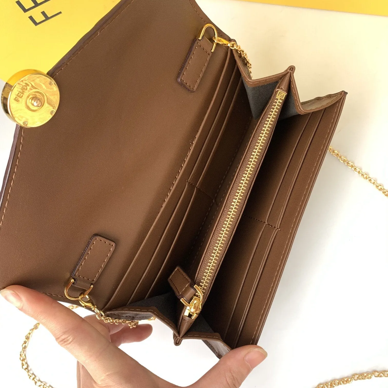EN   Designer bags by Fendi 168