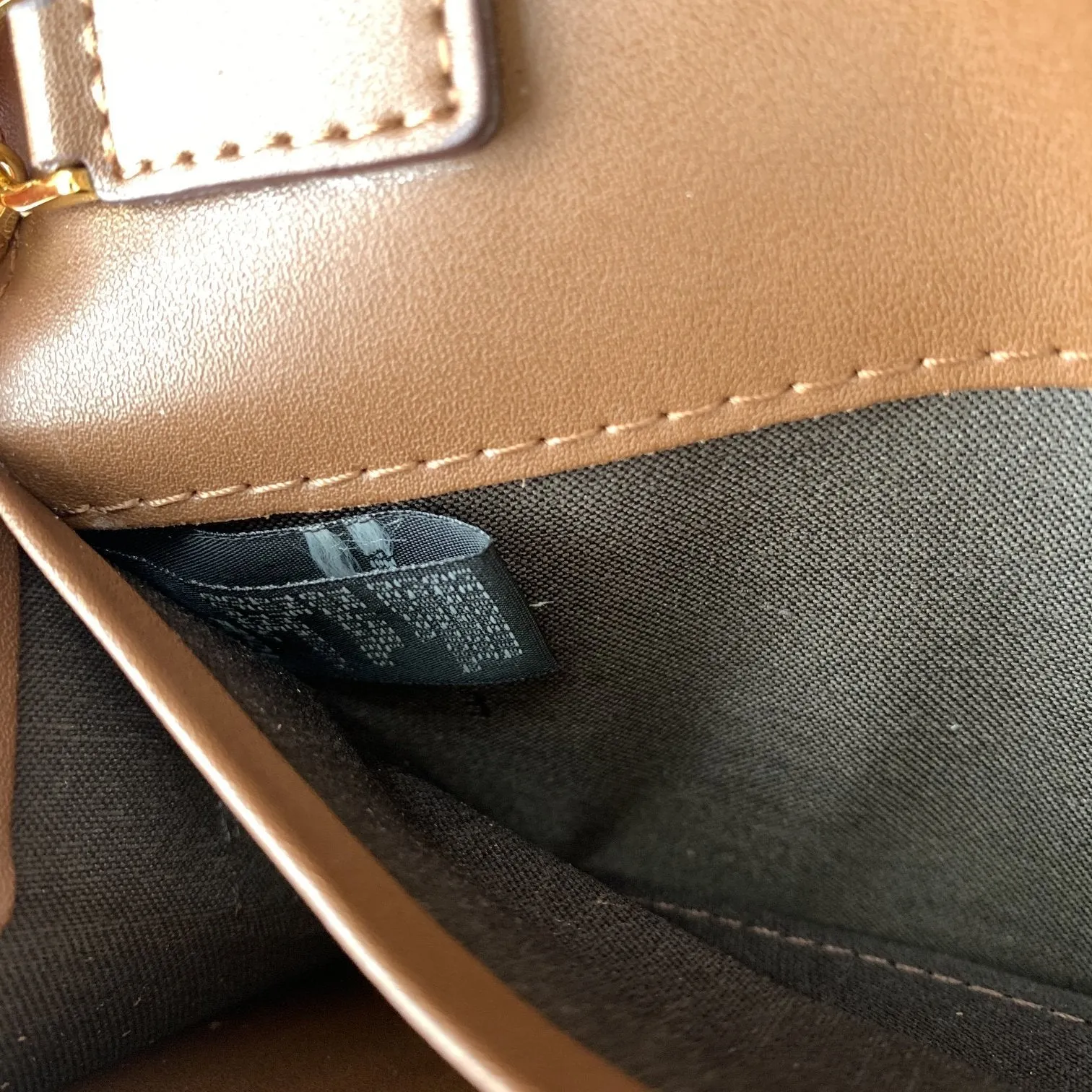 EN   Designer bags by Fendi 168