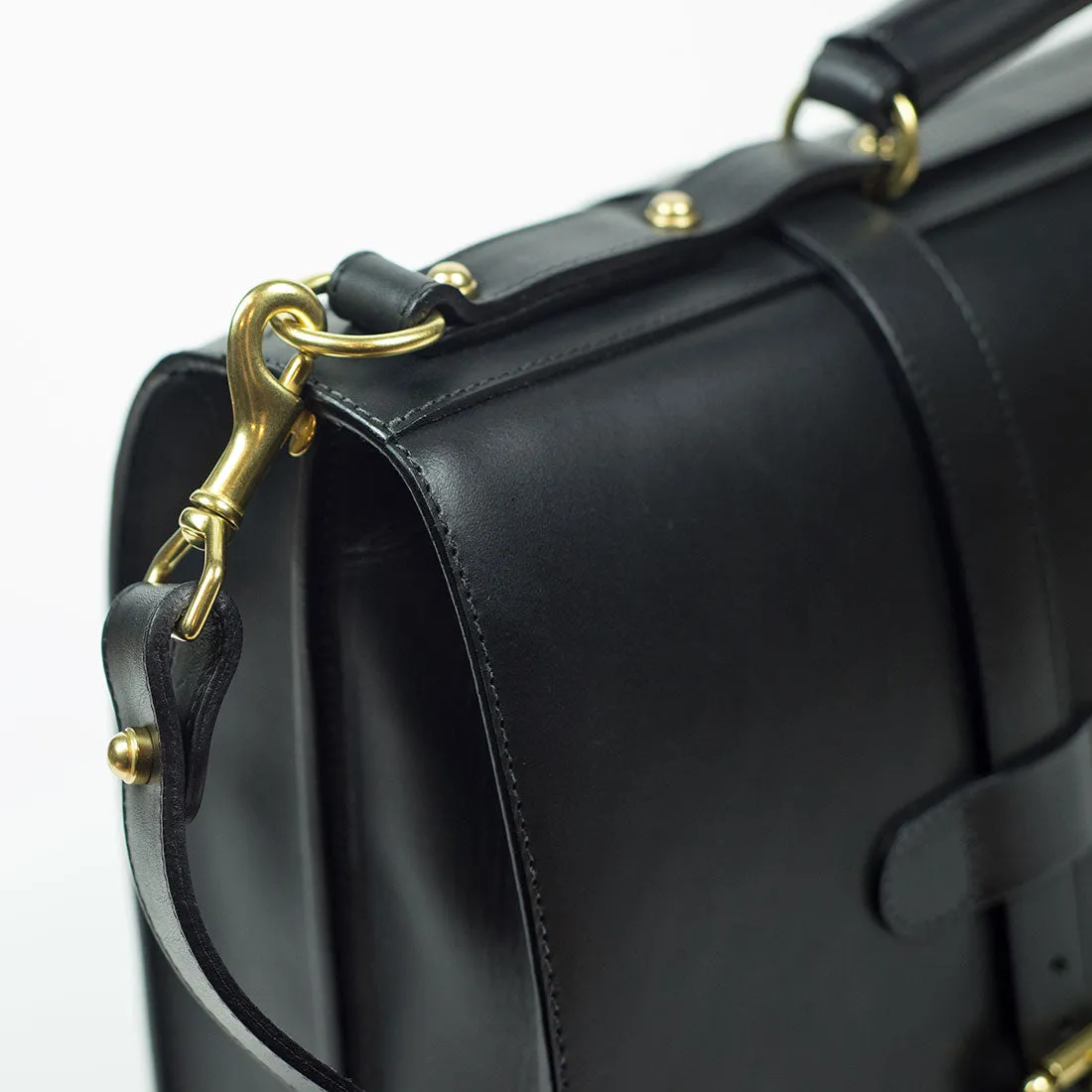 English Briefcase in Black harness belting leather