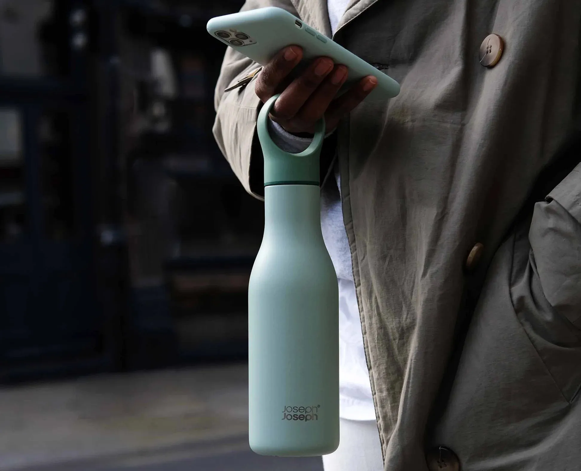 Joseph Joseph Loop™ 500ml Stainless-steel Green Vacuum Insulated Water Bottle