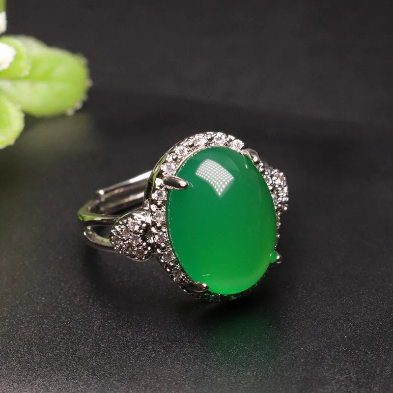 Luxurious Chalcedony Sterling Silver Ring Embellished with Zircon