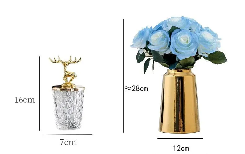 Luxurious Golden Alloy Tissue Box for Modern Living Spaces