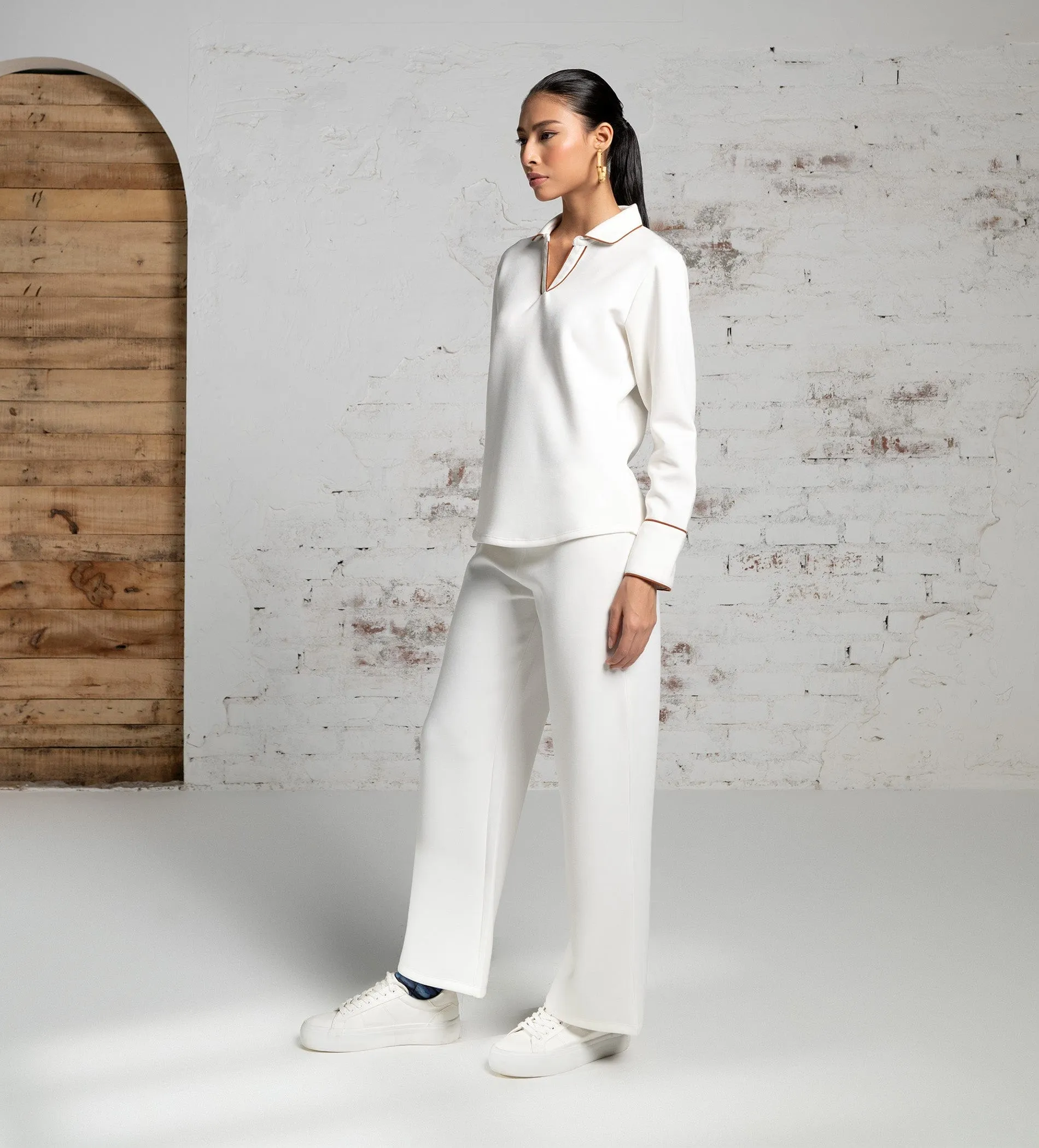 Luxurious white Scuba Top