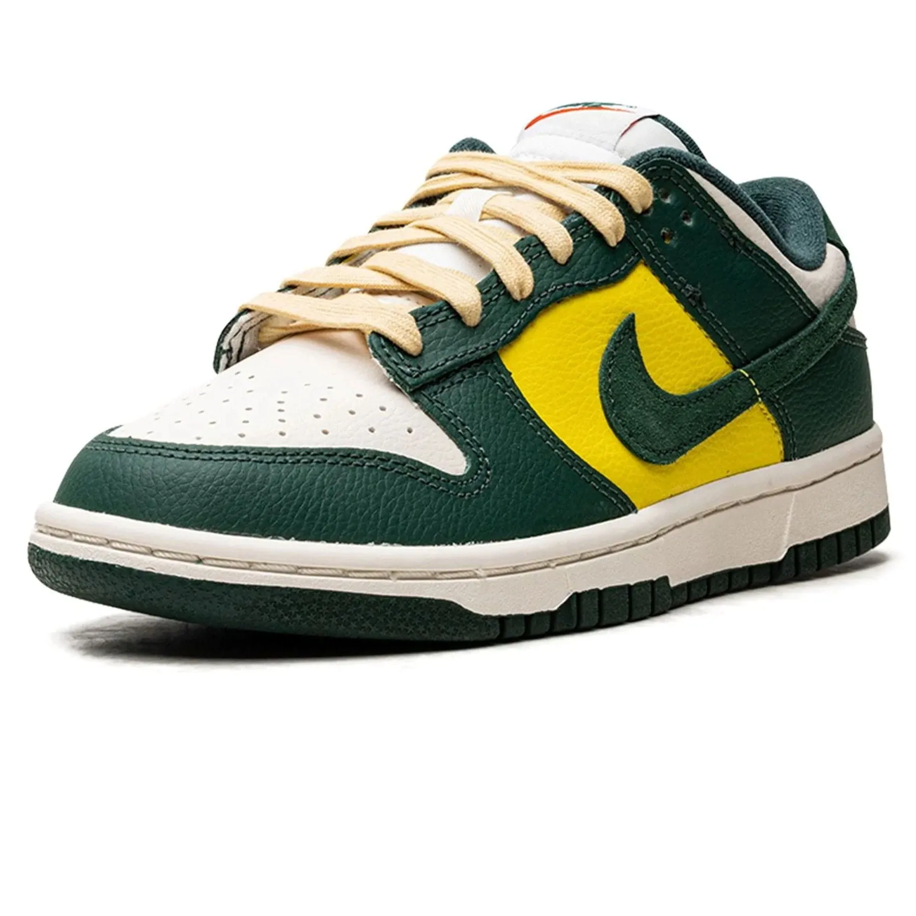 Nike Dunk Low SE Wmns 'Noble Green'