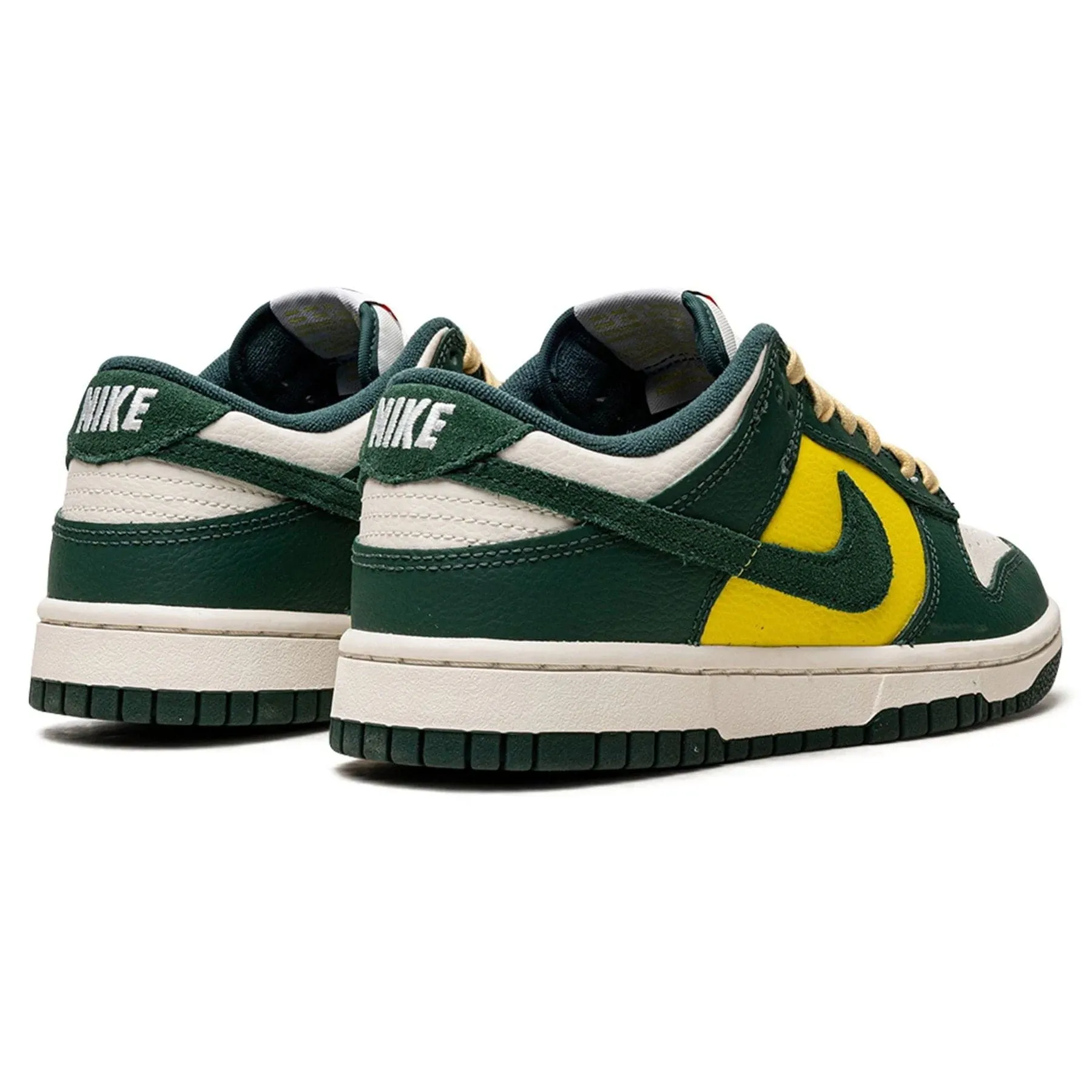 Nike Dunk Low SE Wmns 'Noble Green'