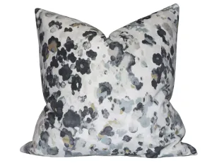 Niumi Storm Luxurious Velvet Pillow Cover