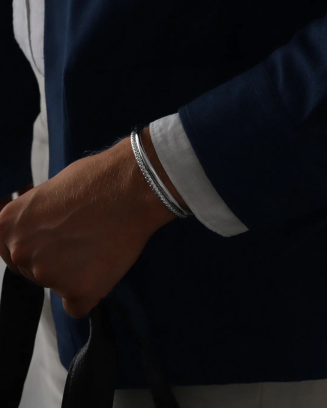 Noble Bangle Polished