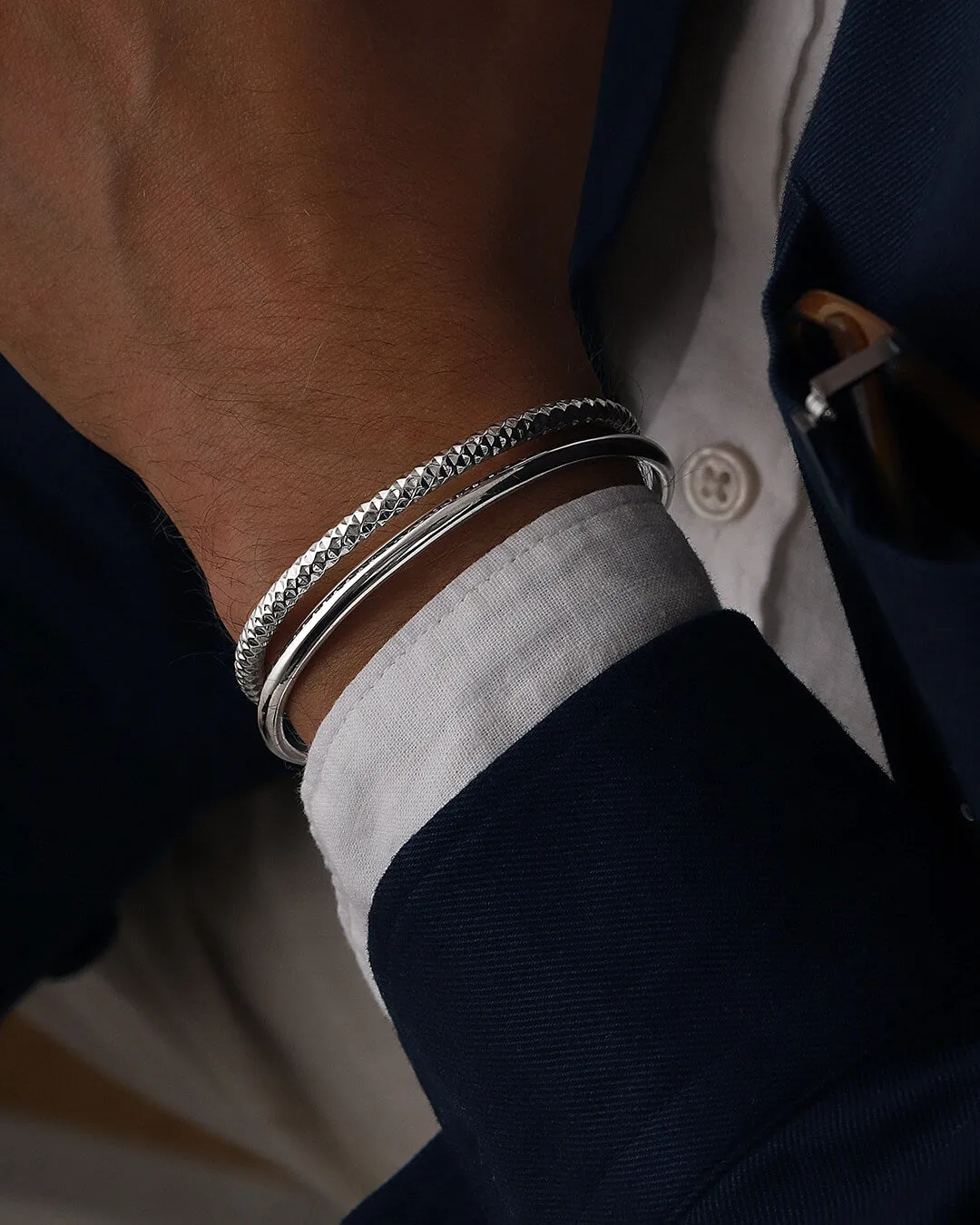 Noble Bangle Polished
