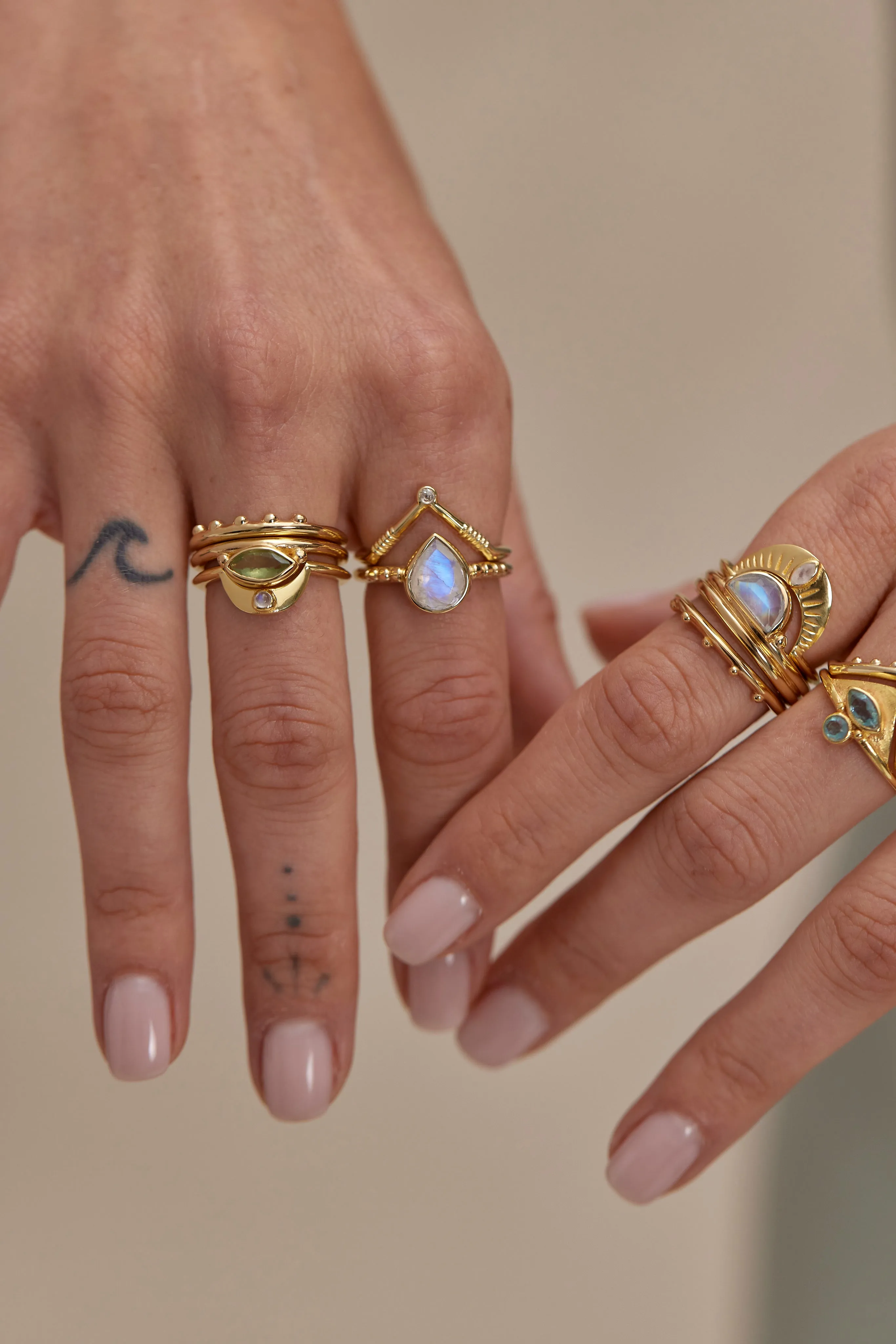 Noble Gold Stacking Band