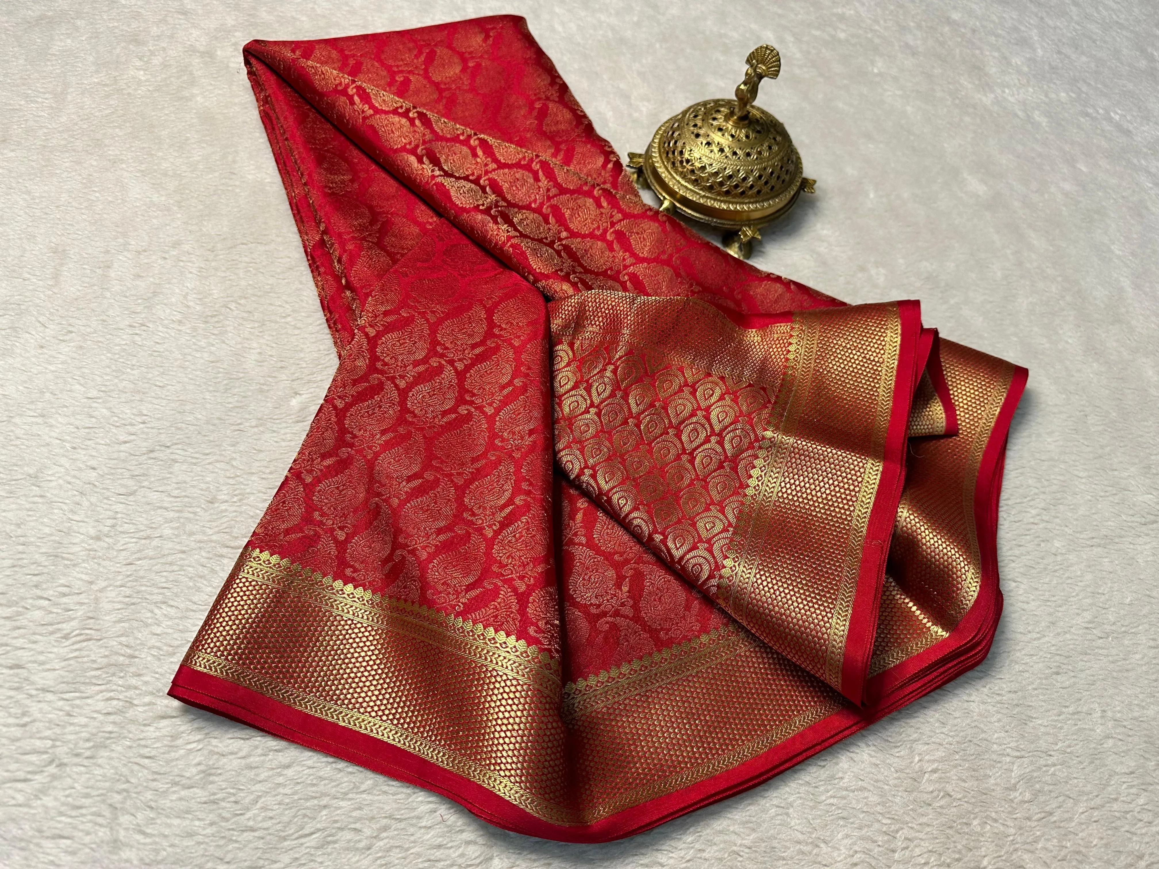 Shop Luxurious Lace: Pure Mysore Silk for Celebrations