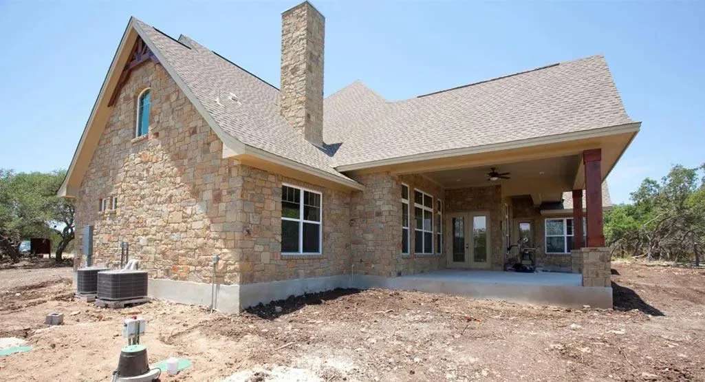 Spacious 3 Bedroom Home with Luxurious Features
