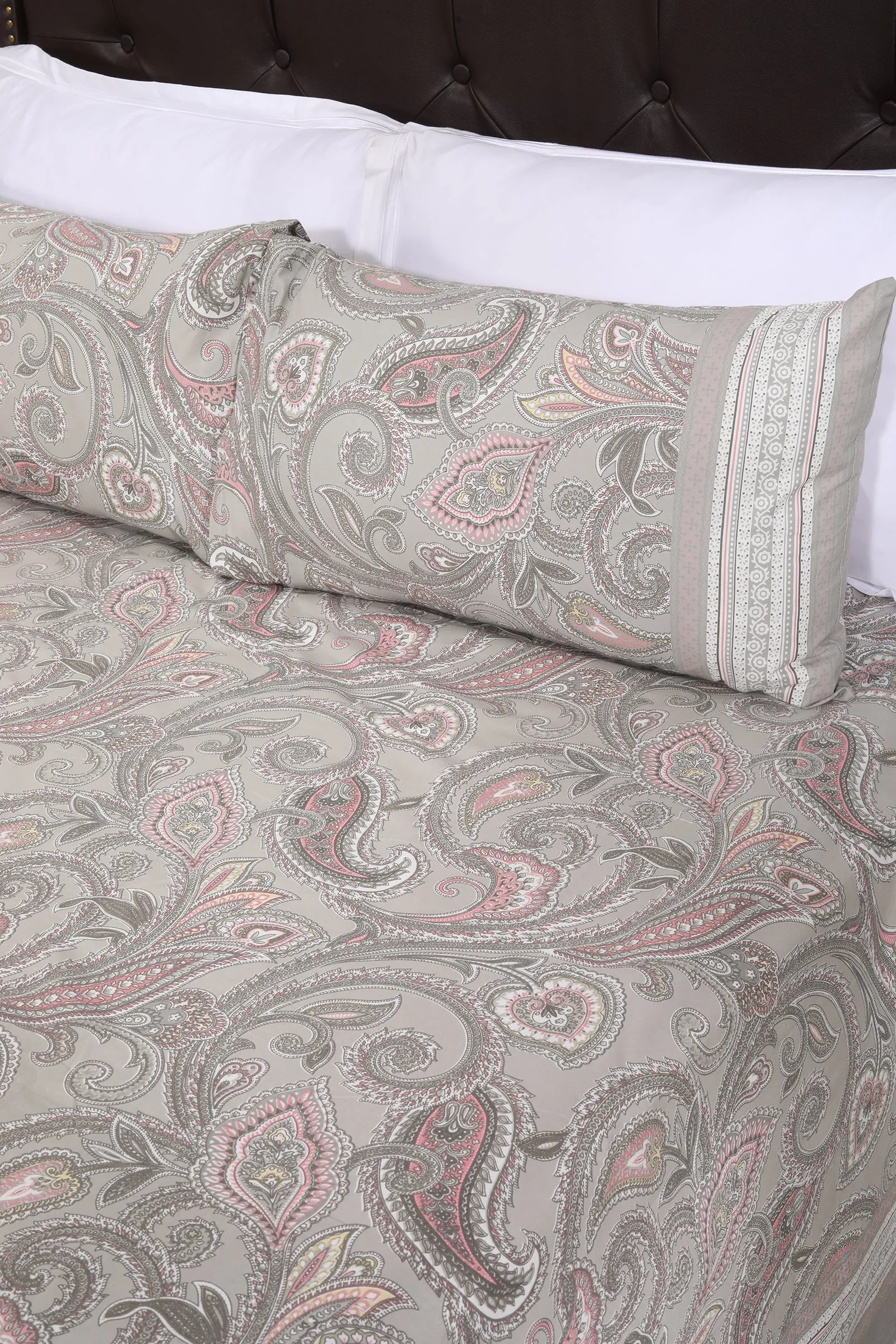 Surya Ornamental Cotton Bedsheet