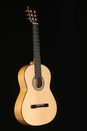 William Falkiner Lutherie Flamenco Guitar