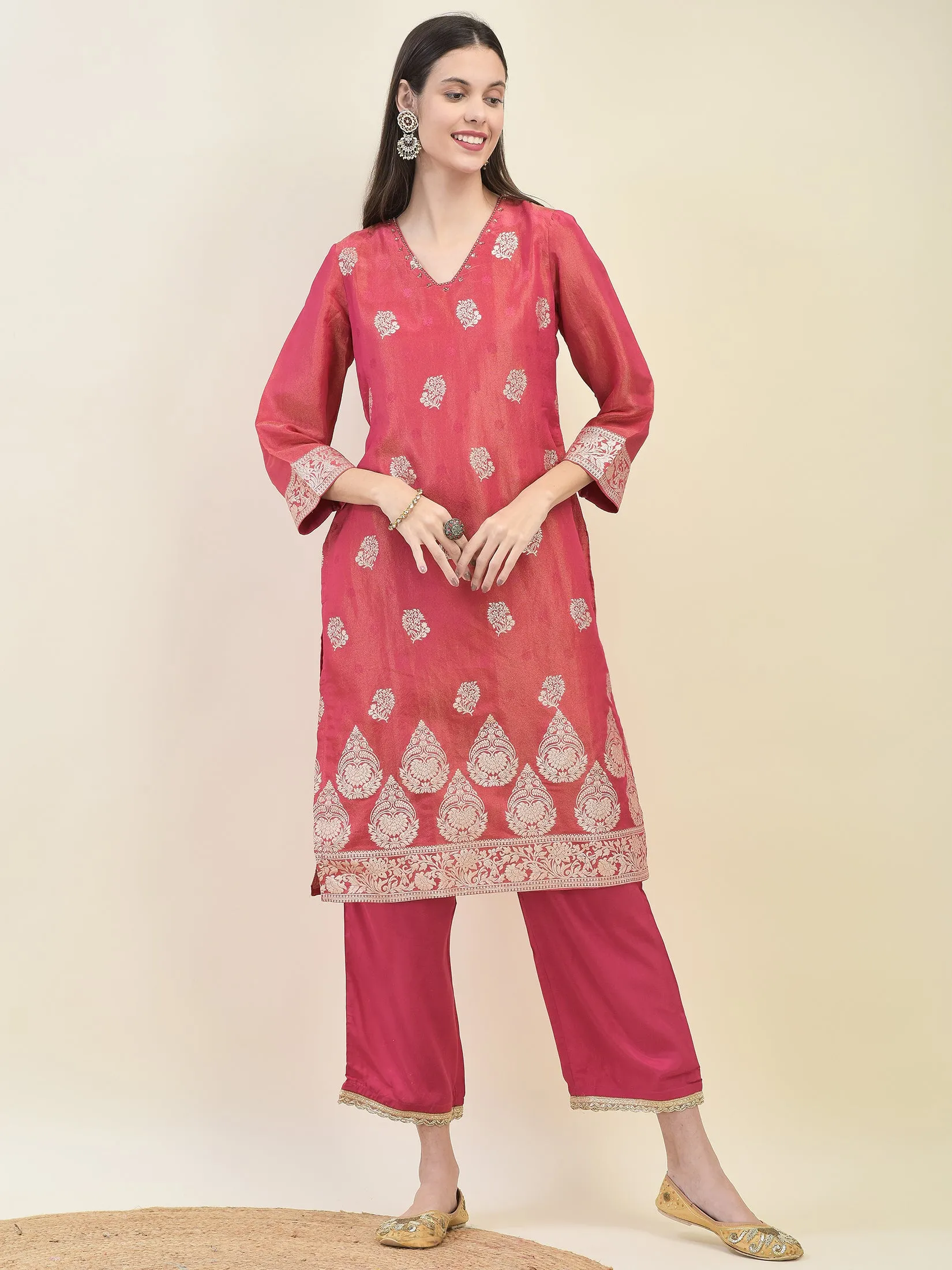 Women Jacquard Fuchsia Ornamental Print Kurta Comfort Pant Dupatta