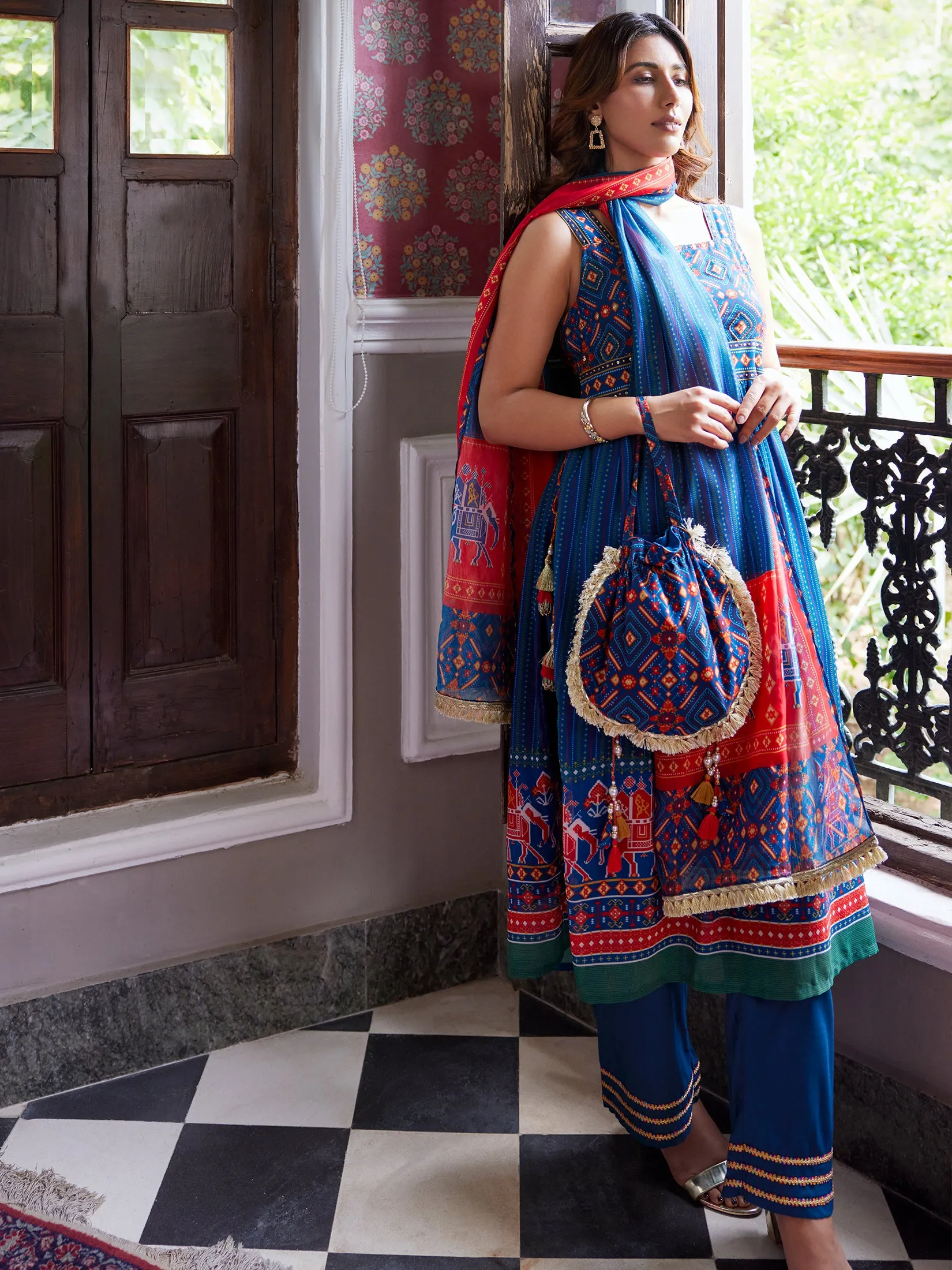 Women Navy Blue Ornamental Print Kurta Comfort Pant Dupatta